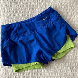 Nike | 2 in 1 Running Shorts | S